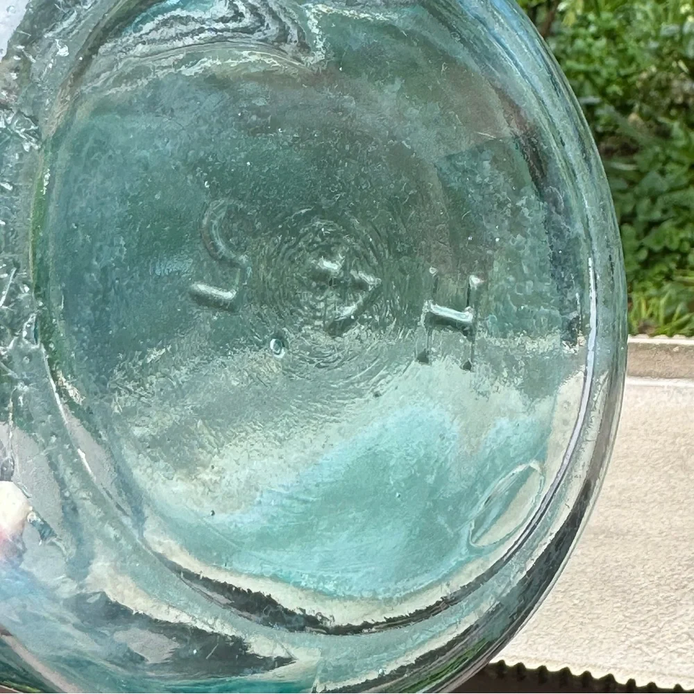 VTG 2/ Mason’s Cross Jar Light Aqua Blue Zinc Lid